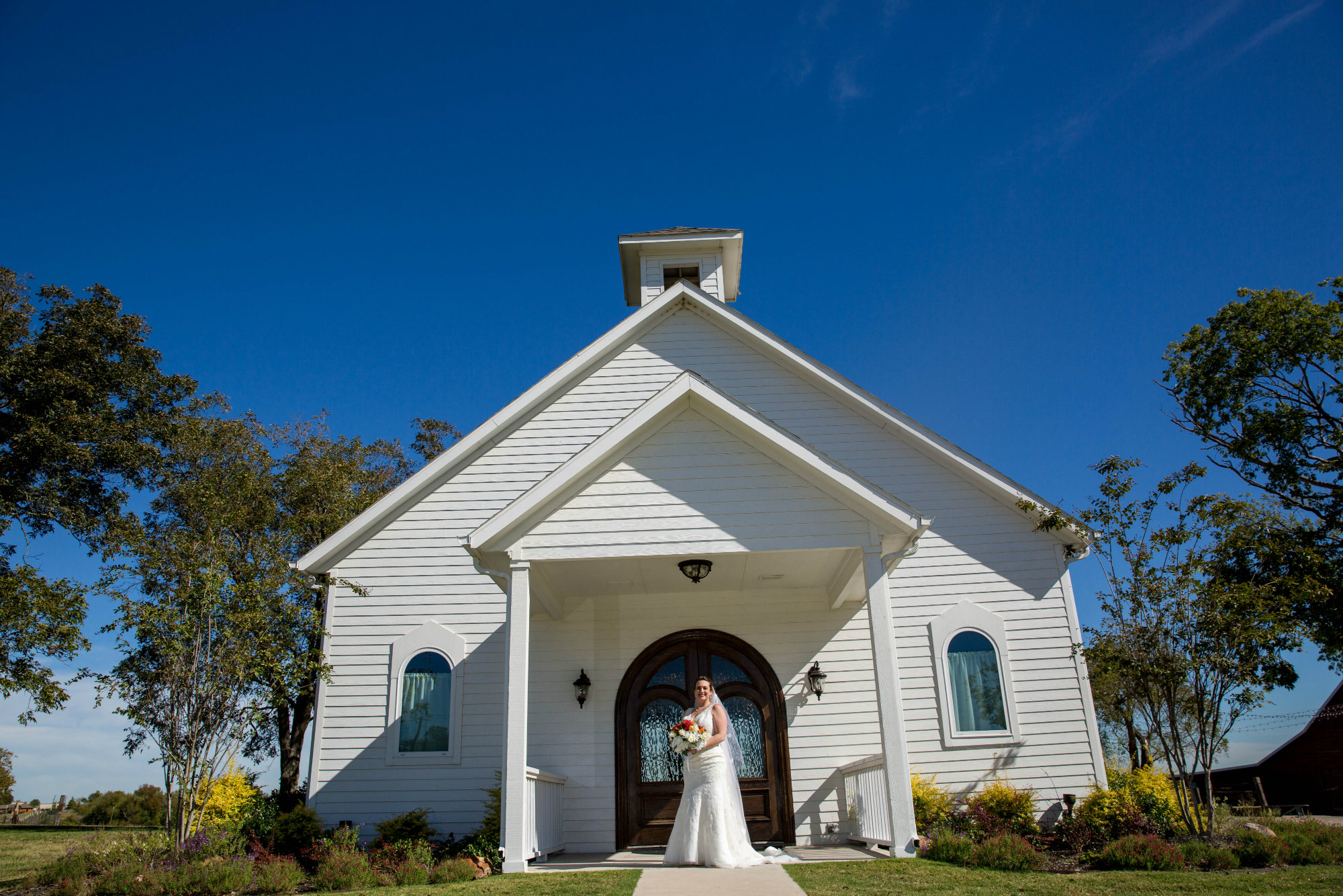 Our Favorite Dallas wedding venues – Rustic Grace Estates